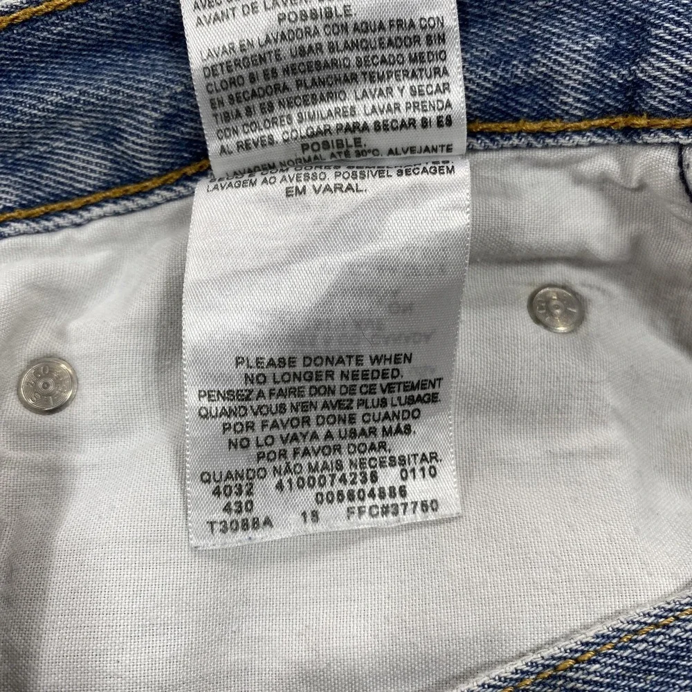 Levis 560 Jeans Mens 33x30 Blue Relaxed Fit Tapered‎ Denim Light Wash 5 Pocket